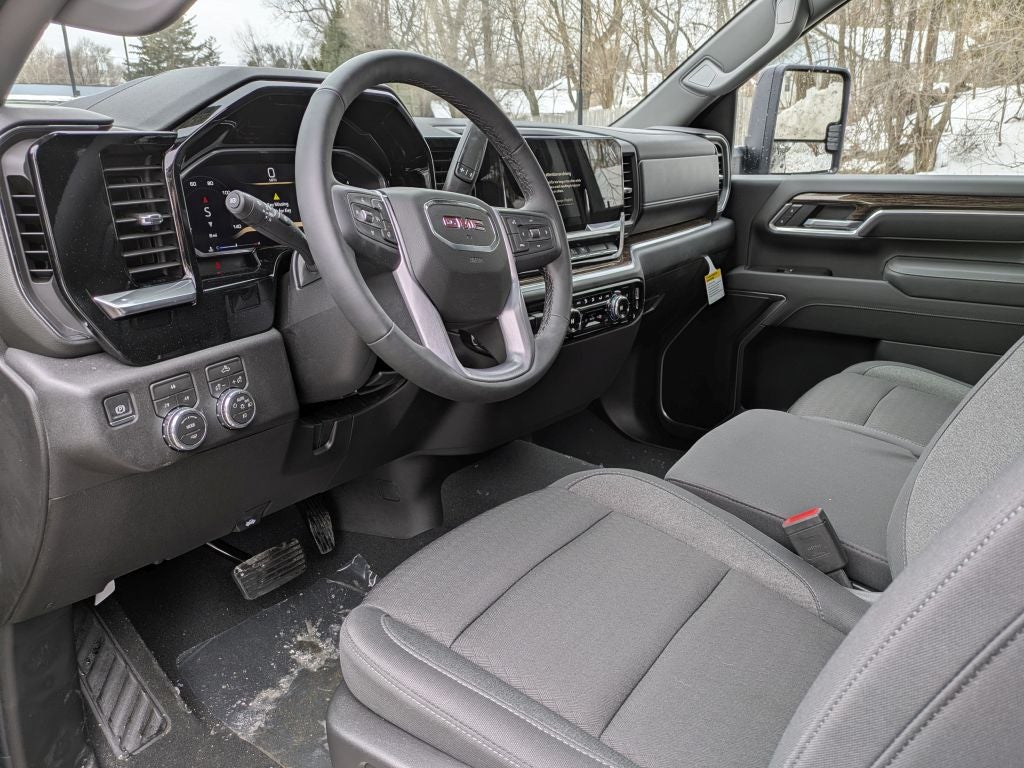 2026 GMC Sierra 2500 SLE