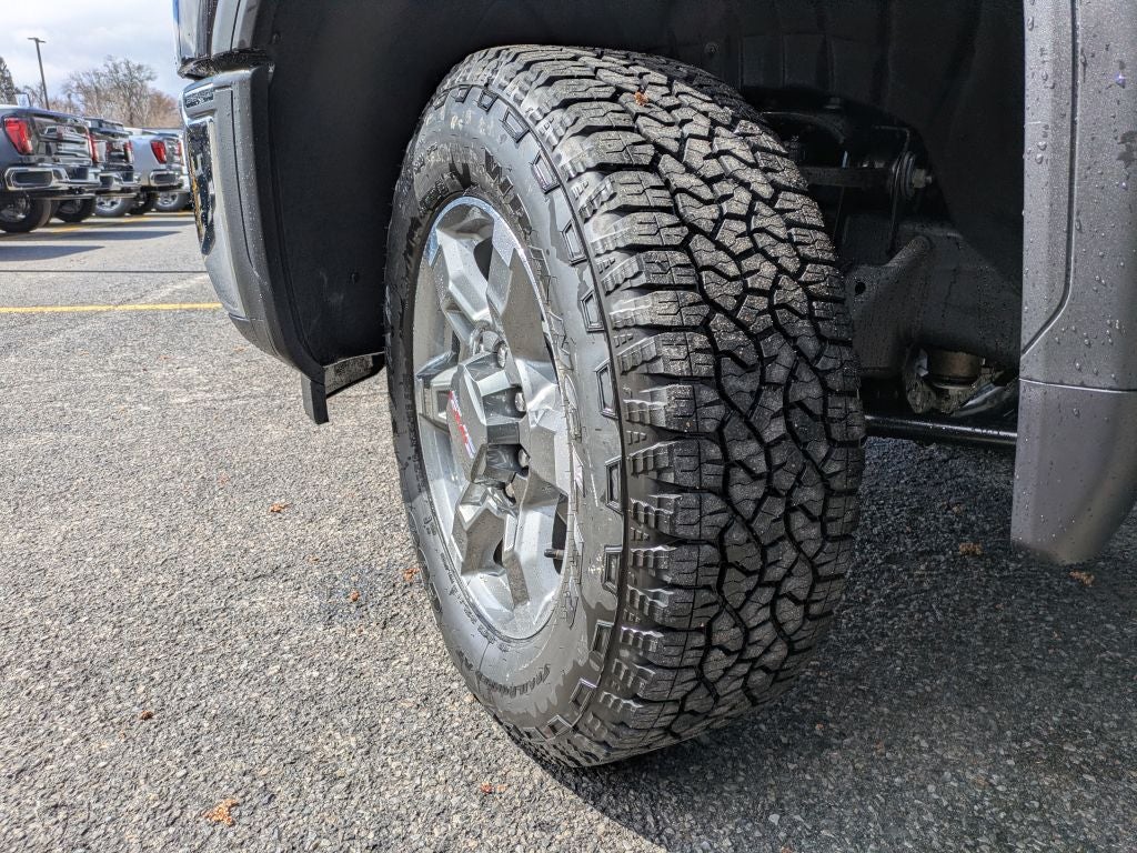 2026 GMC Sierra 2500 SLE