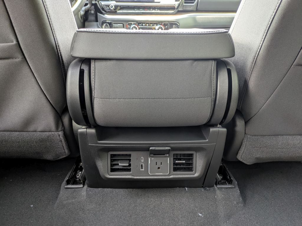 2026 GMC Sierra 2500 SLE