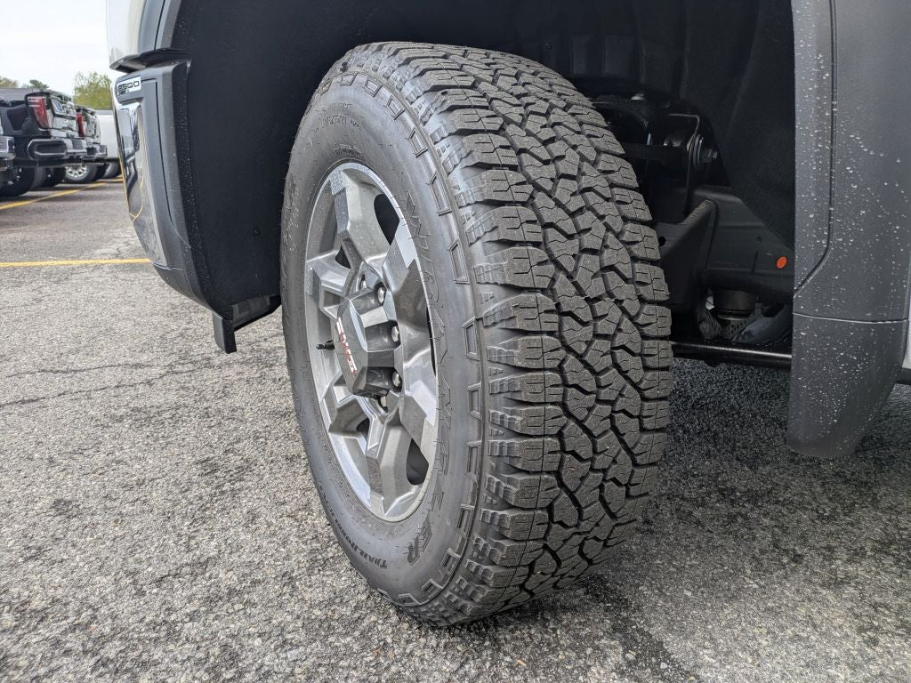 2026 GMC Sierra 2500 SLE