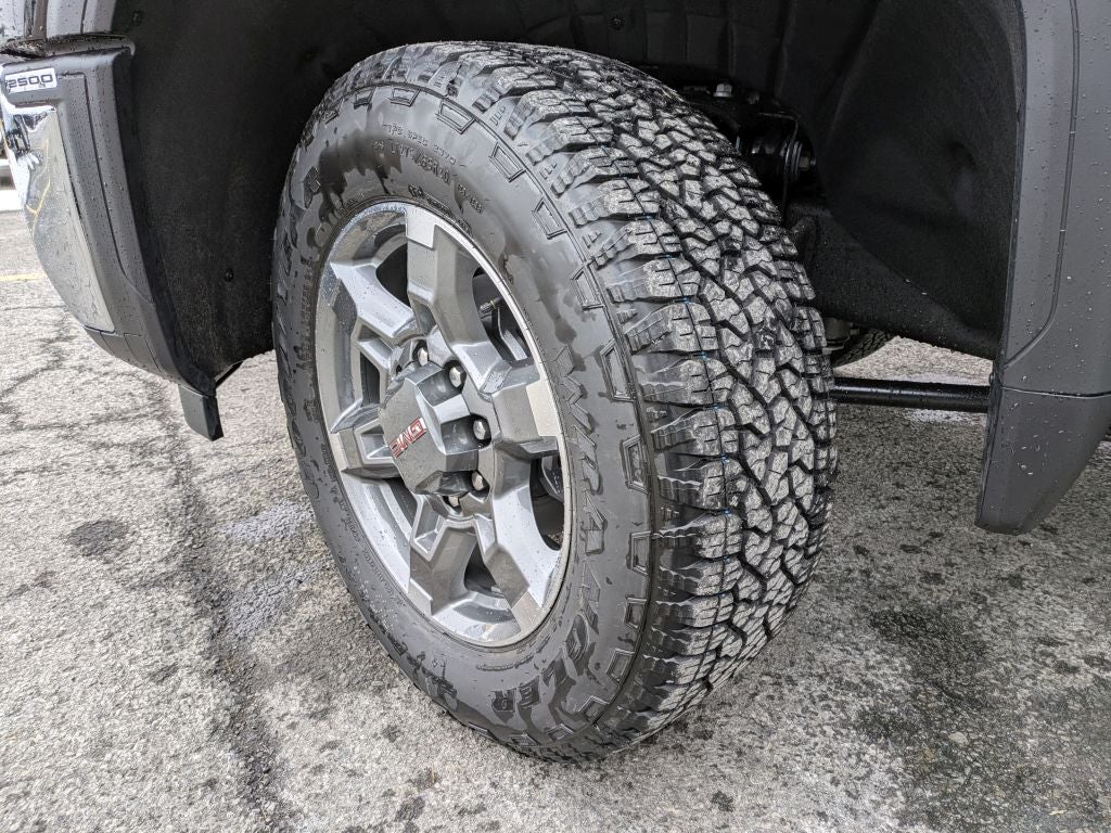 2026 GMC Sierra 2500 SLE