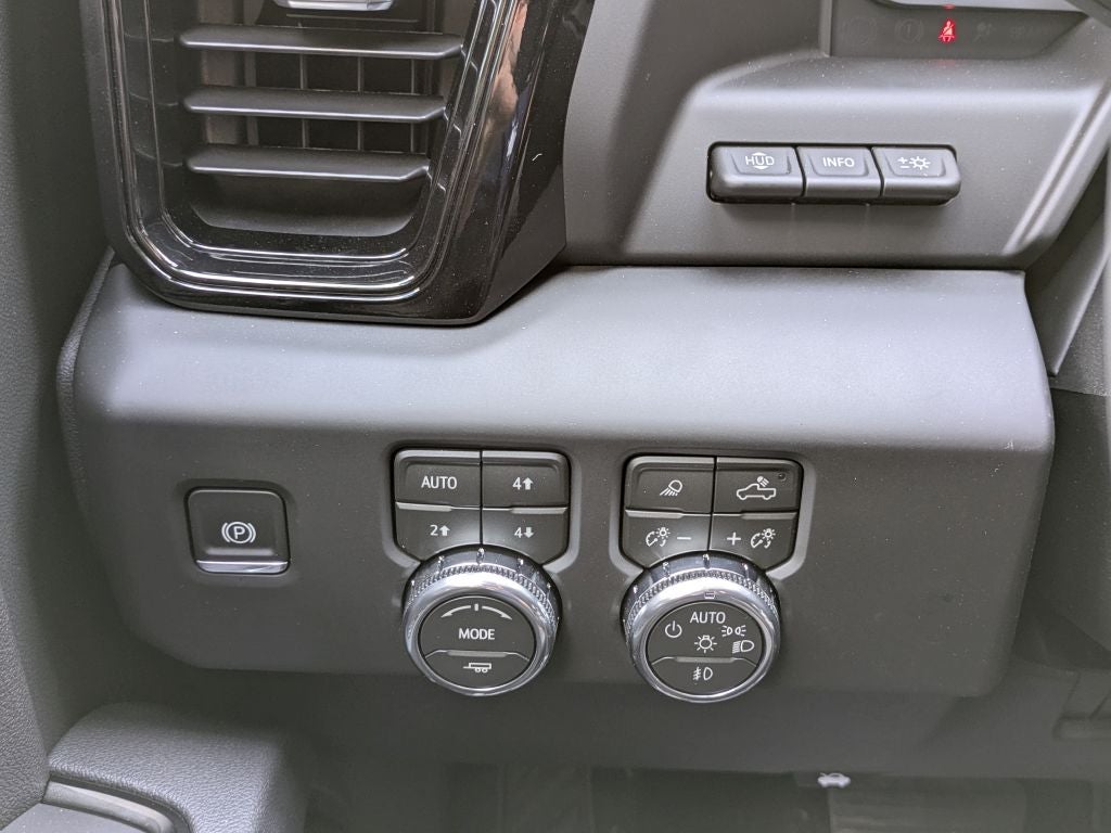 2026 GMC Sierra 2500 AT4