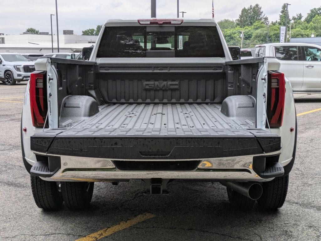 2026 GMC Sierra 3500 SLE