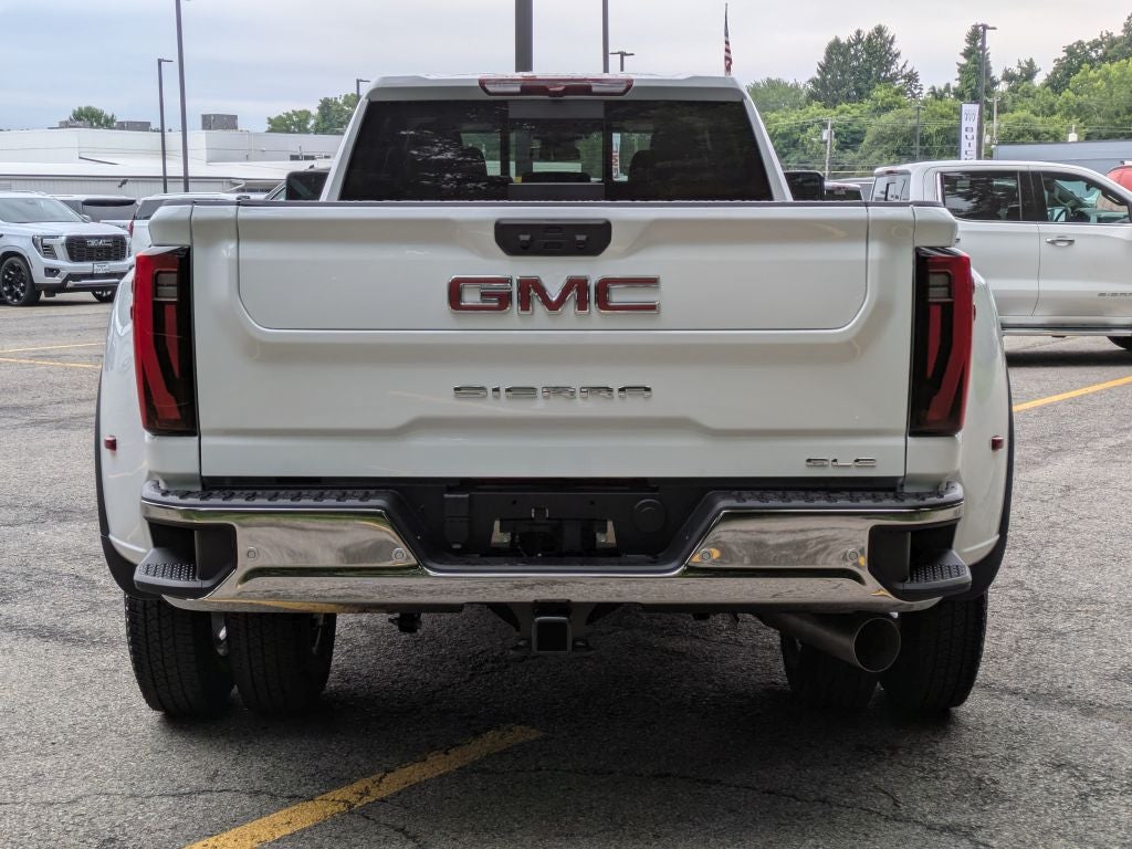 2026 GMC Sierra 3500 SLE