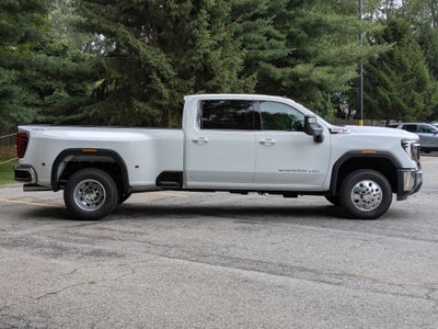 2026 GMC Sierra 3500 SLE