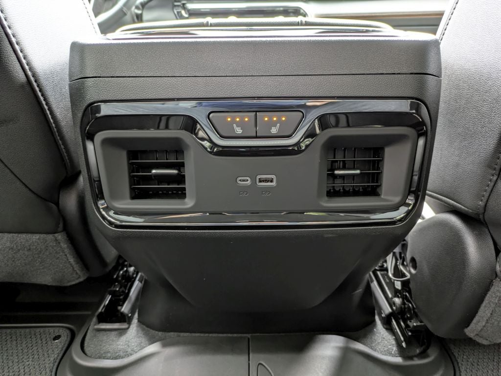 2026 GMC Sierra 3500 AT4