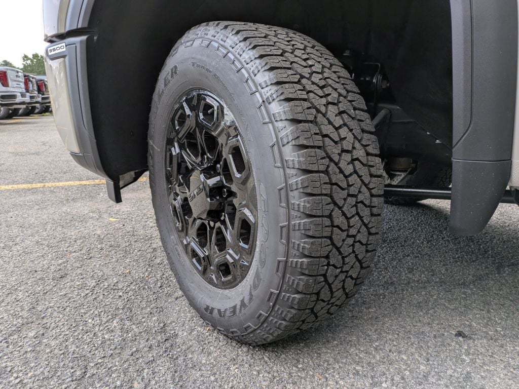 2026 GMC Sierra 3500 AT4