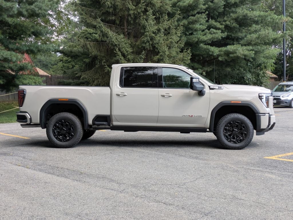 2026 GMC Sierra 3500 AT4