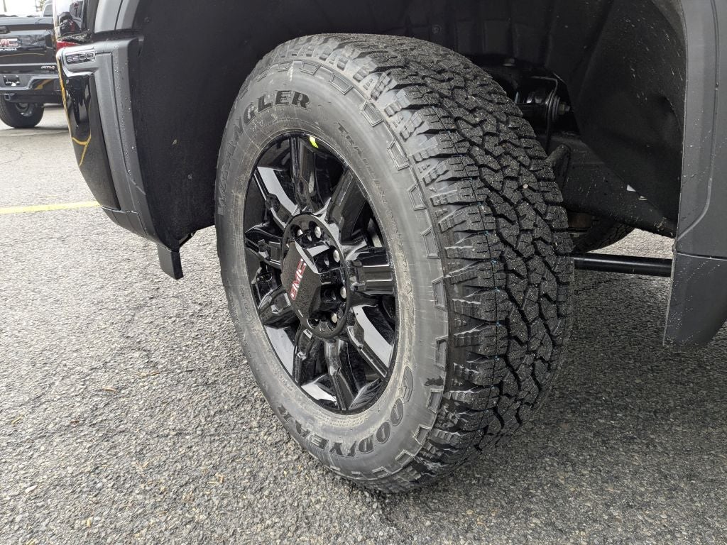 2026 GMC Sierra 3500 AT4