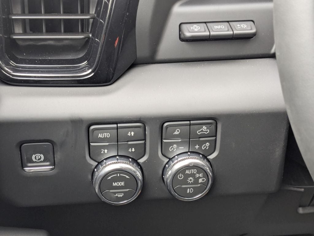 2026 GMC Sierra 3500 AT4