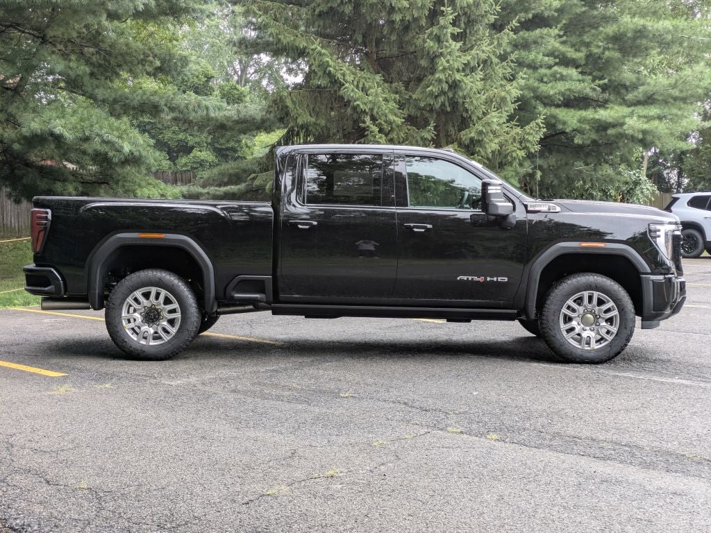 2026 GMC Sierra 3500 AT4