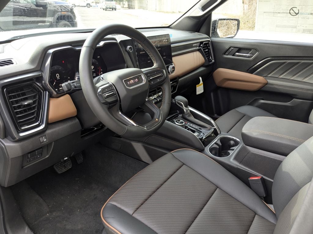 2025 GMC Canyon 4WD AT4