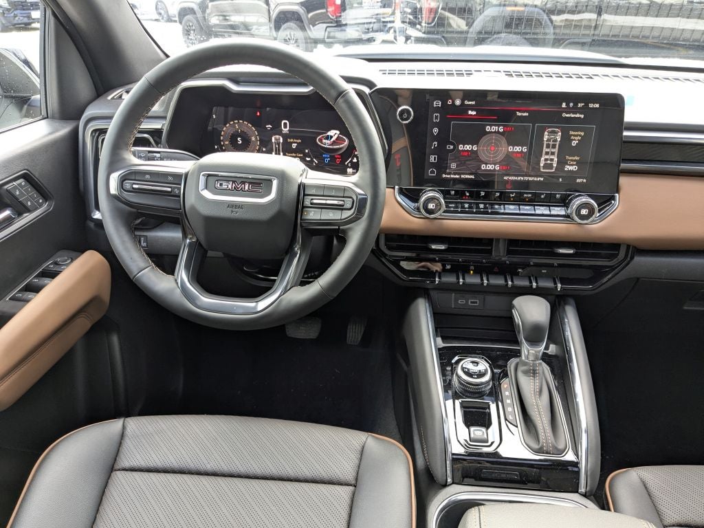 2025 GMC Canyon 4WD AT4