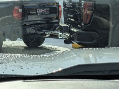 2025 GMC Canyon 4WD AT4