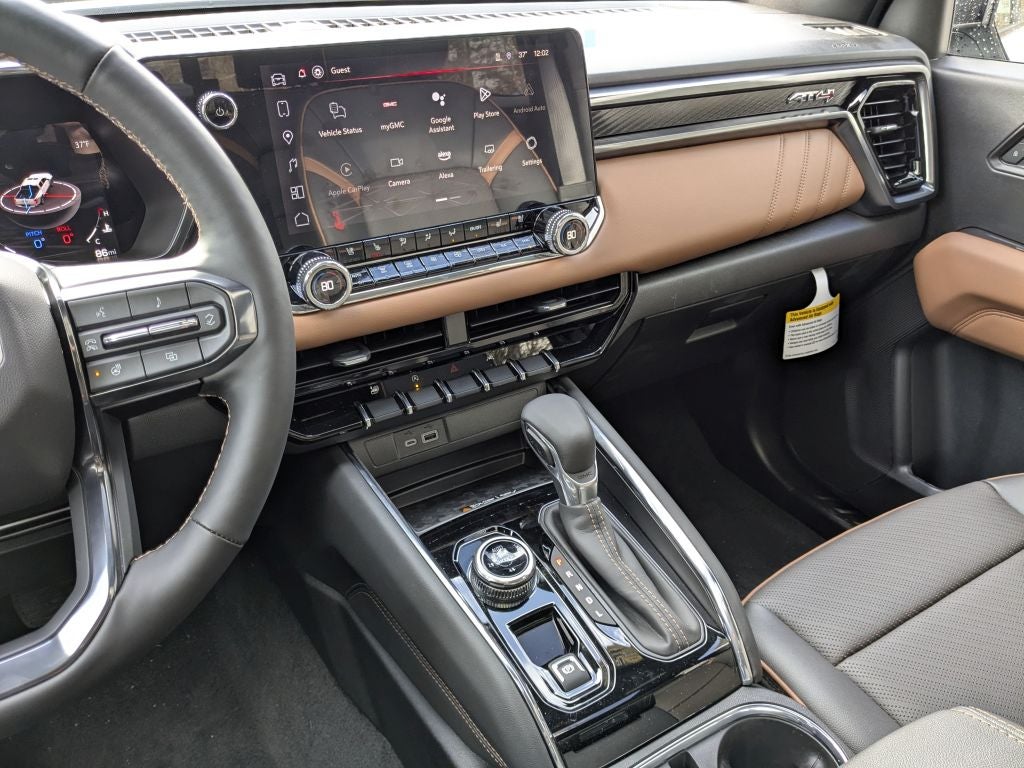 2025 GMC Canyon 4WD AT4