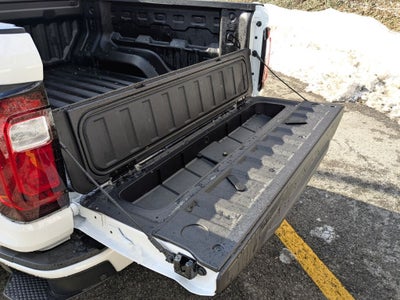 2025 GMC Canyon 4WD AT4