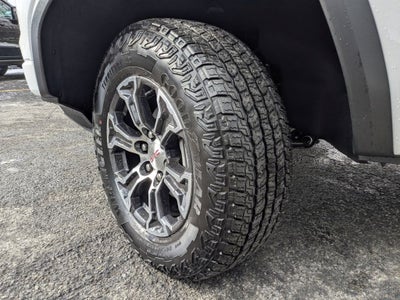 2025 GMC Canyon 4WD AT4