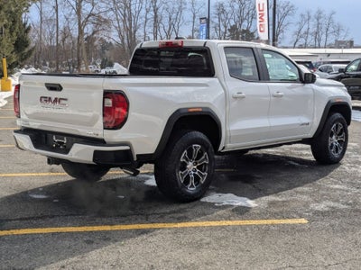 2025 GMC Canyon 4WD AT4