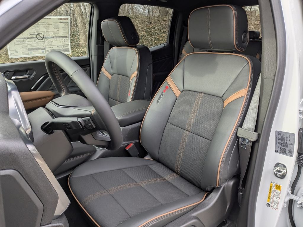 2026 GMC Canyon 4WD AT4