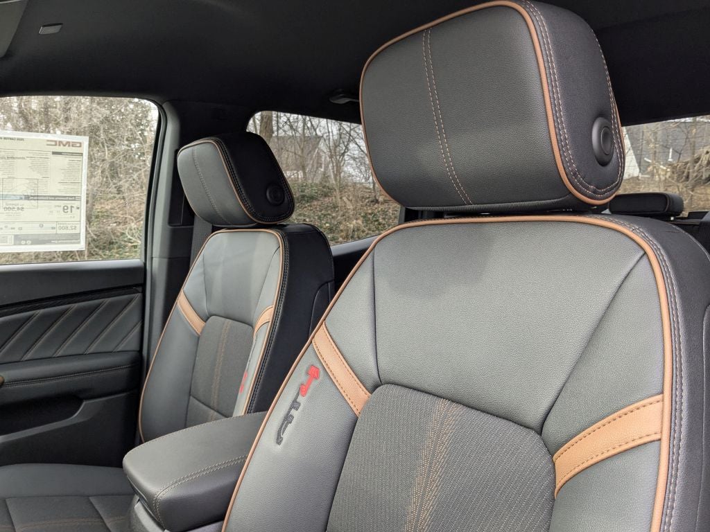 2026 GMC Canyon 4WD AT4