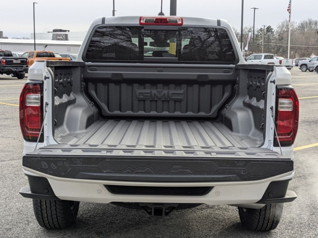 2026 GMC Canyon 4WD AT4