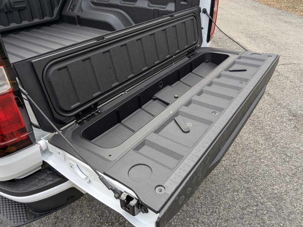 2026 GMC Canyon 4WD AT4