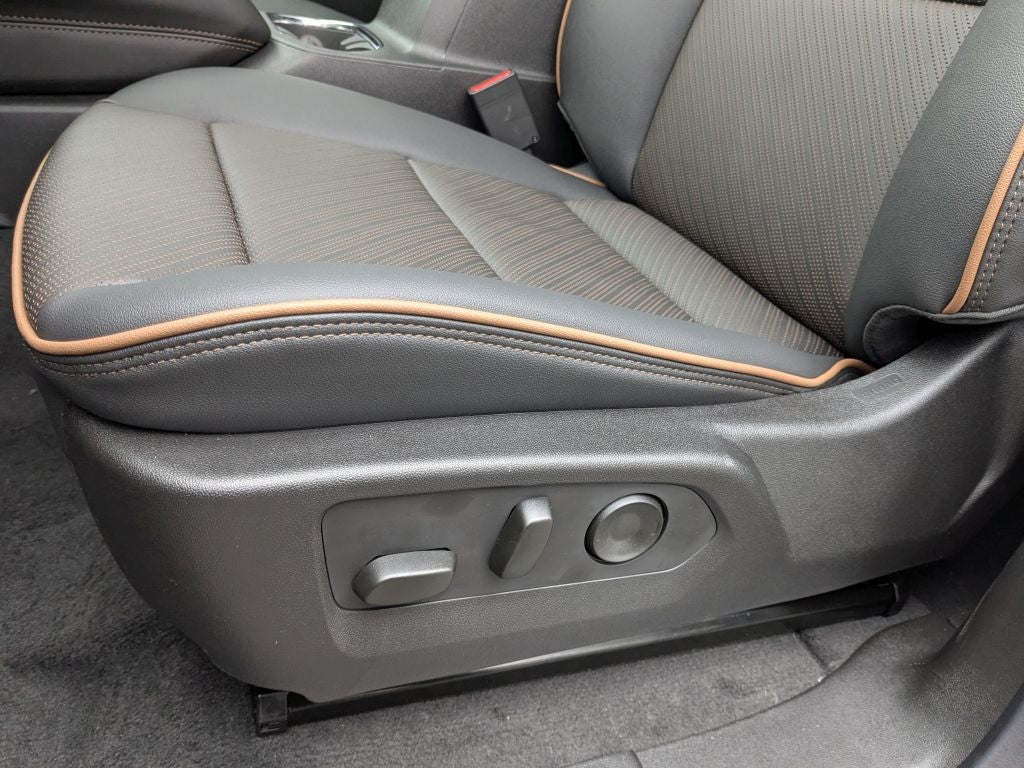 2026 GMC Canyon 4WD AT4