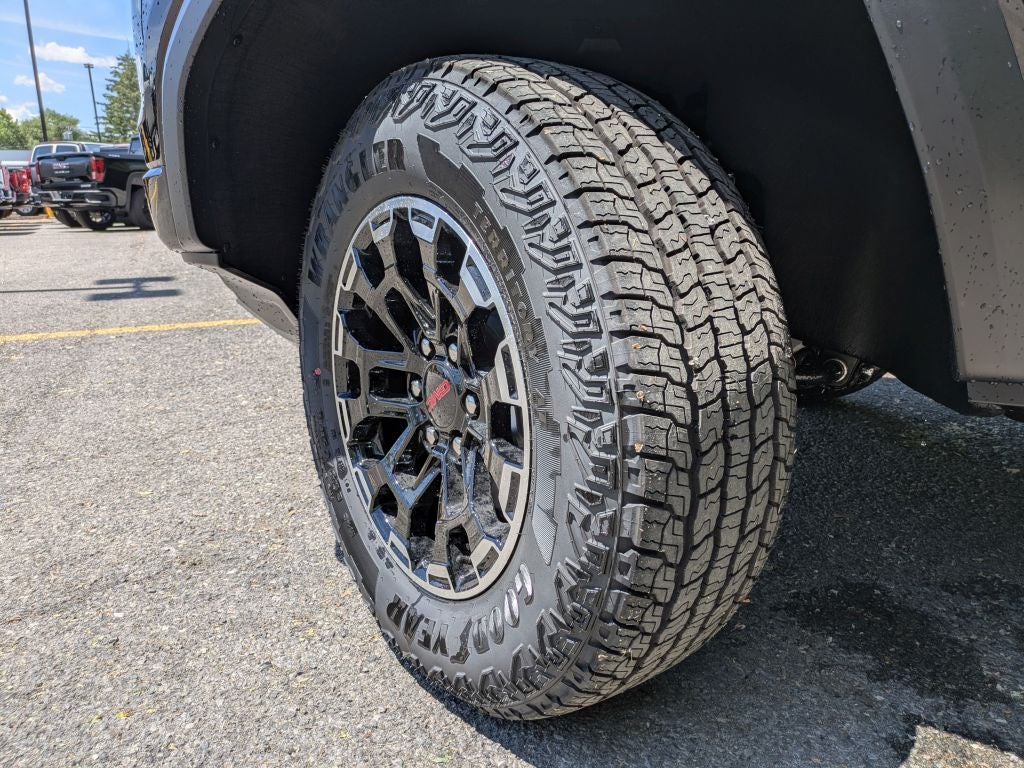 2026 GMC Canyon 4WD AT4