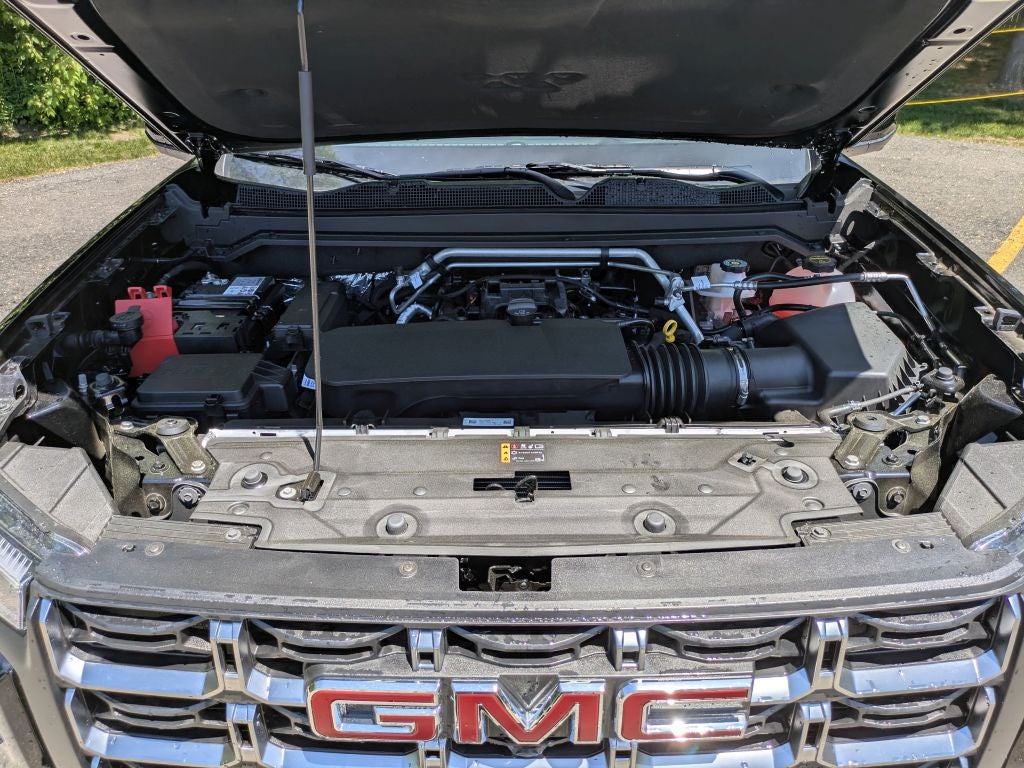 2026 GMC Canyon 4WD AT4