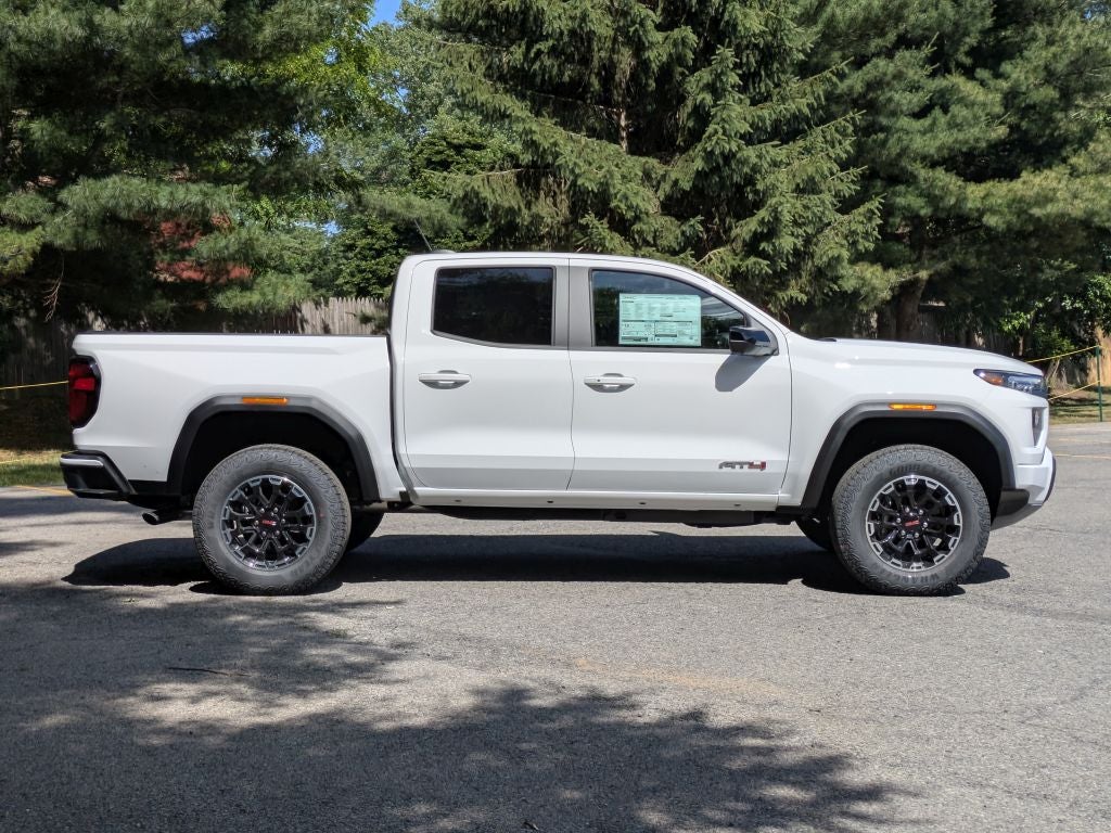 2026 GMC Canyon 4WD AT4
