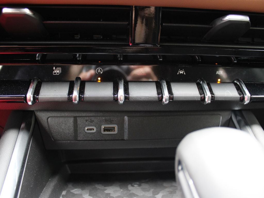 2025 GMC Canyon 4WD AT4