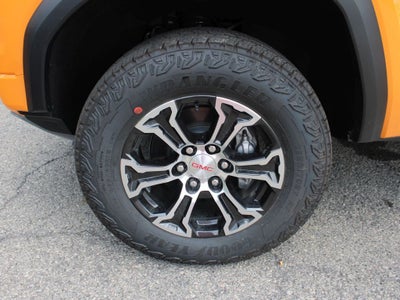 2025 GMC Canyon 4WD AT4