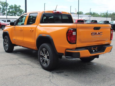 2025 GMC Canyon 4WD AT4