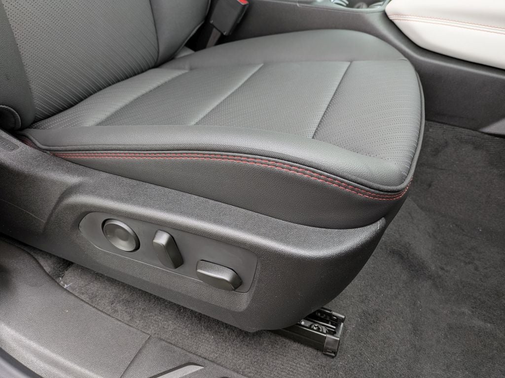 2026 GMC Canyon 4WD AT4X