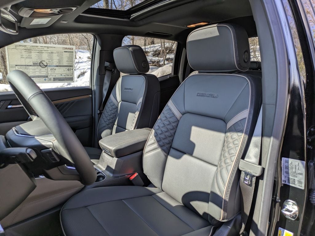 2026 GMC Canyon 4WD Denali