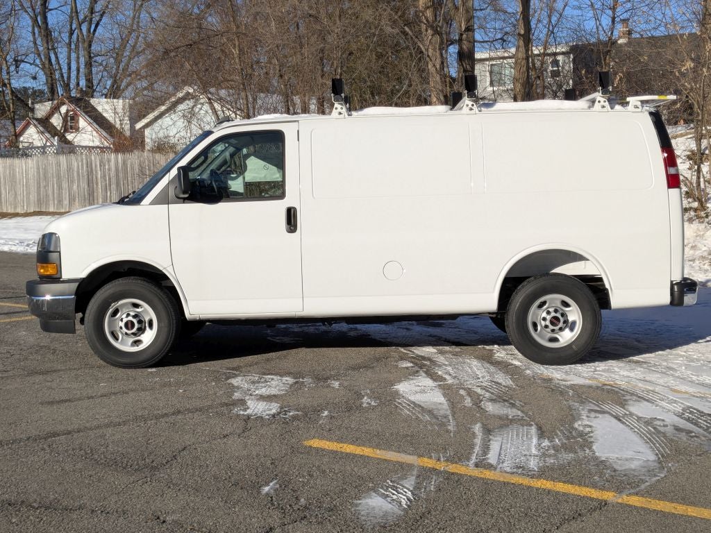 2025 GMC Savana 2500 Work Van