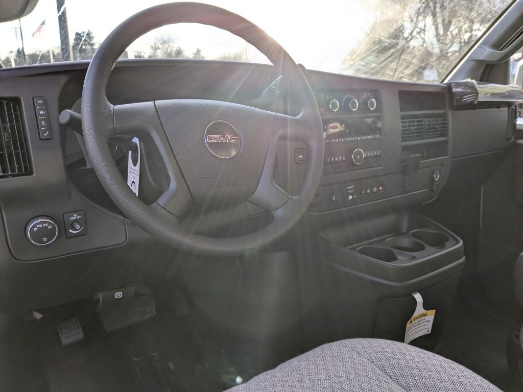 2025 GMC Savana 2500 Work Van