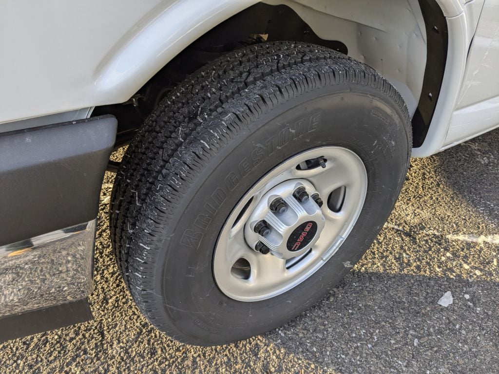 2025 GMC Savana 2500 Work Van