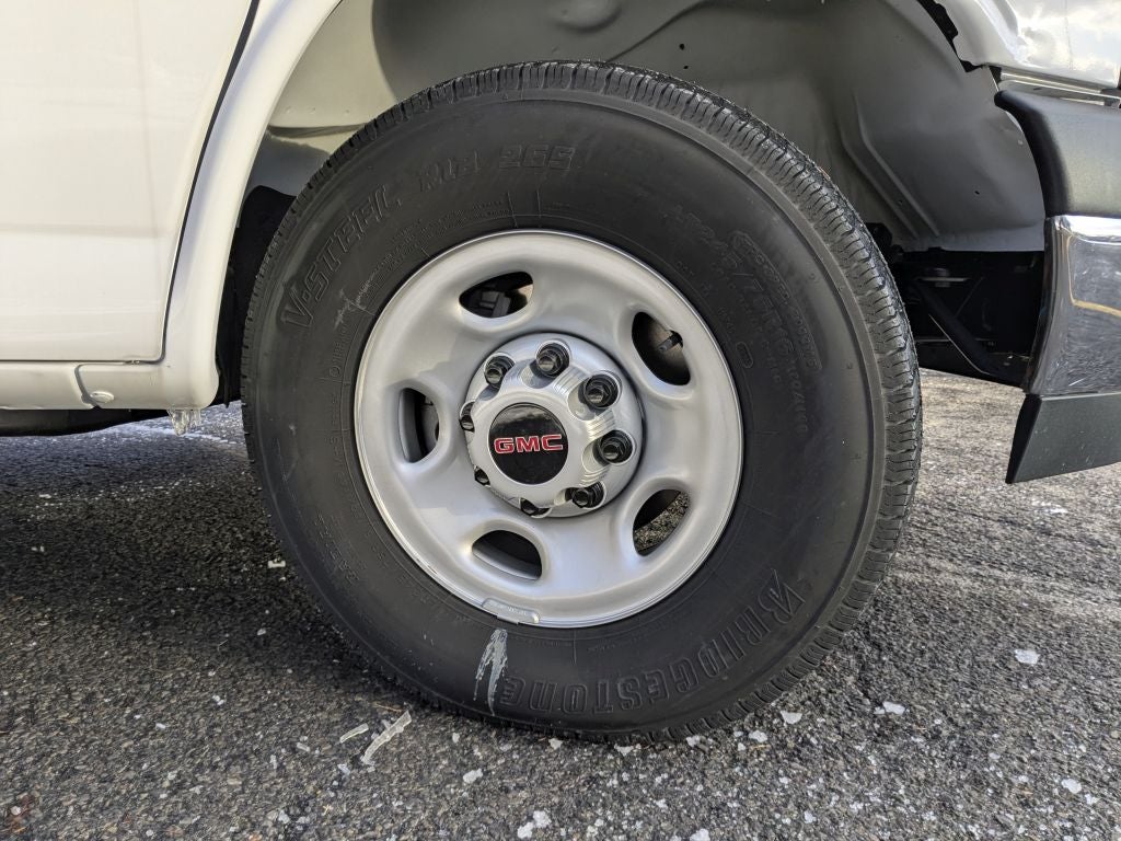 2025 GMC Savana 2500 Work Van