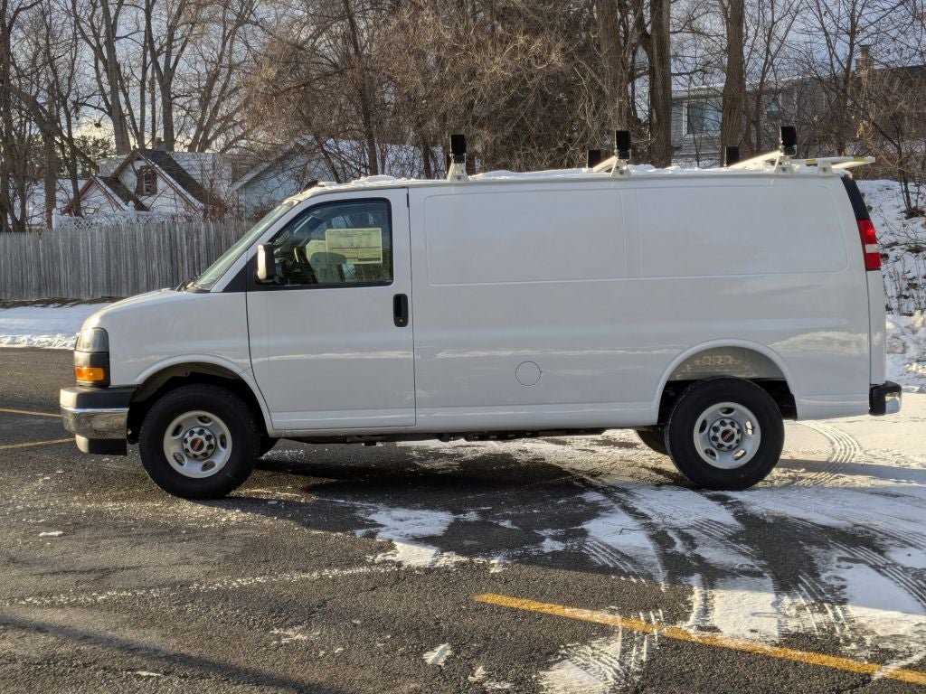 2025 GMC Savana 2500 Work Van
