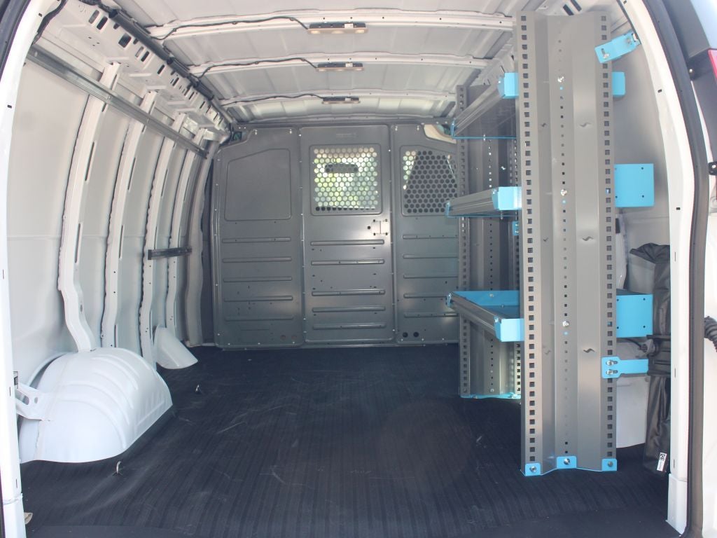 2025 GMC Savana 2500 Work Van