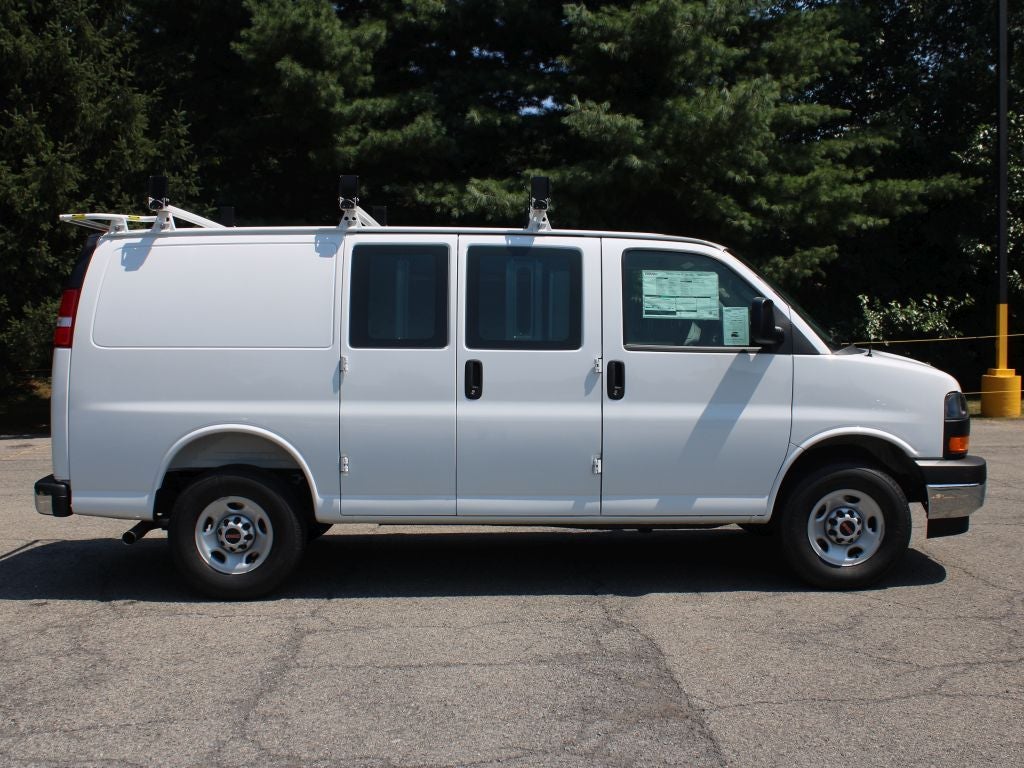 2025 GMC Savana 2500 Work Van