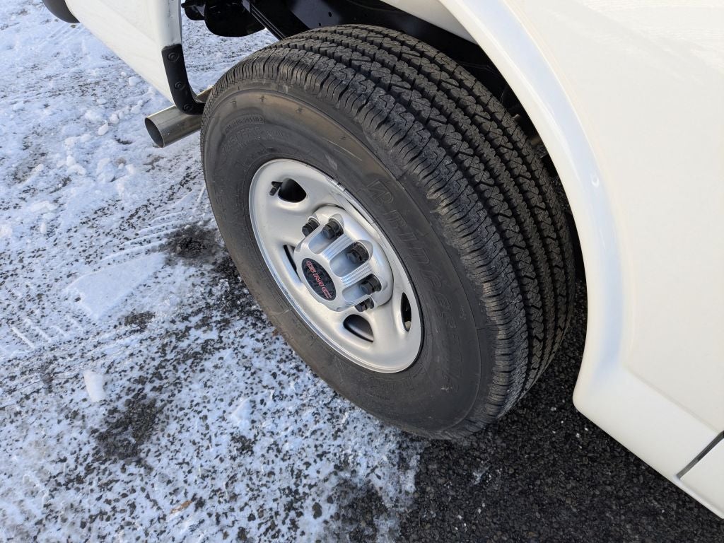 2025 GMC Savana 2500 Work Van