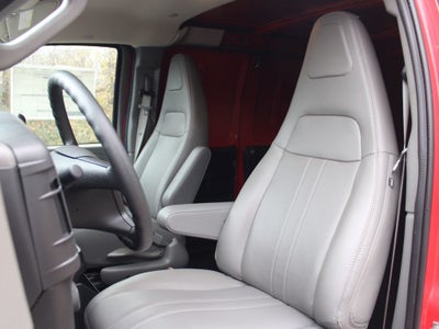 2025 GMC Savana 3500 Work Van