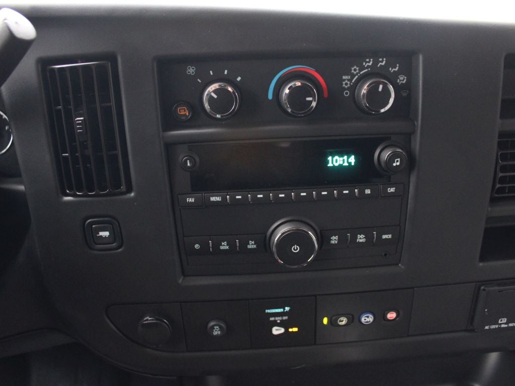 2025 GMC Savana 3500 Work Van