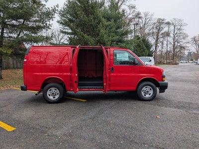 2025 GMC Savana 3500 Work Van