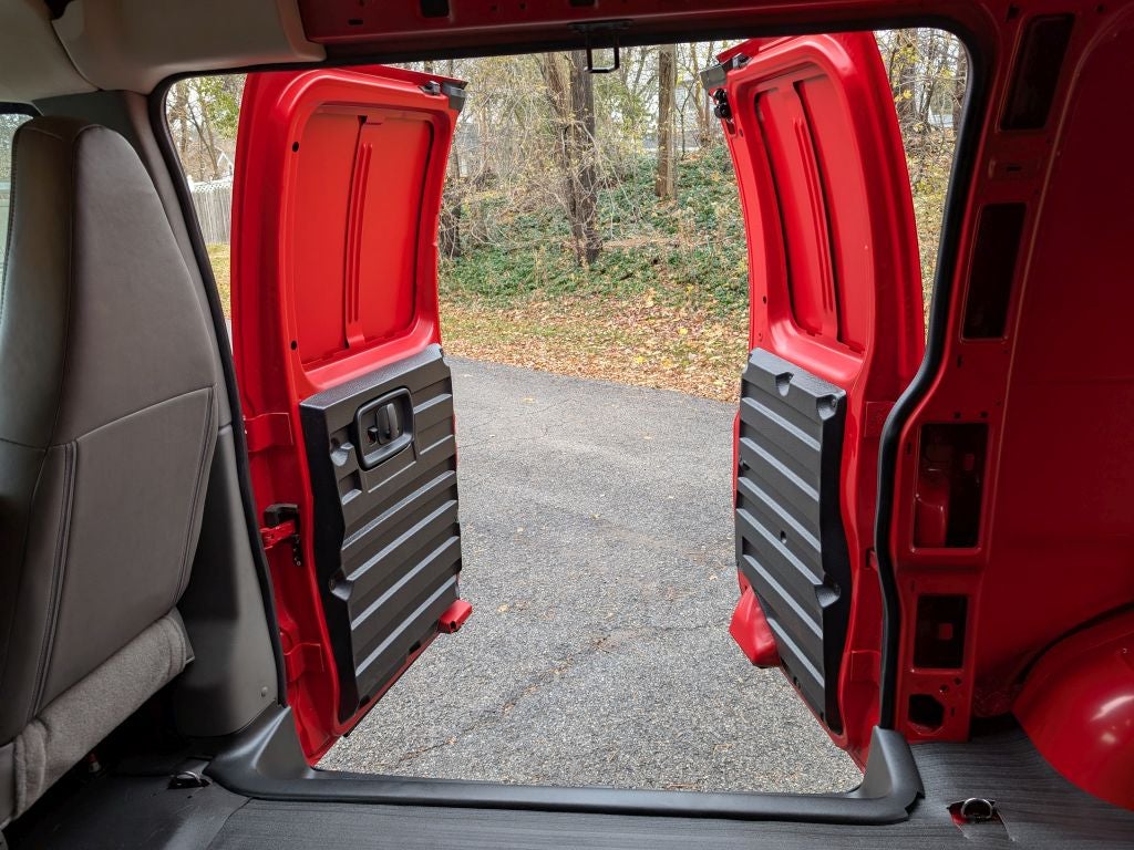 2025 GMC Savana 3500 Work Van