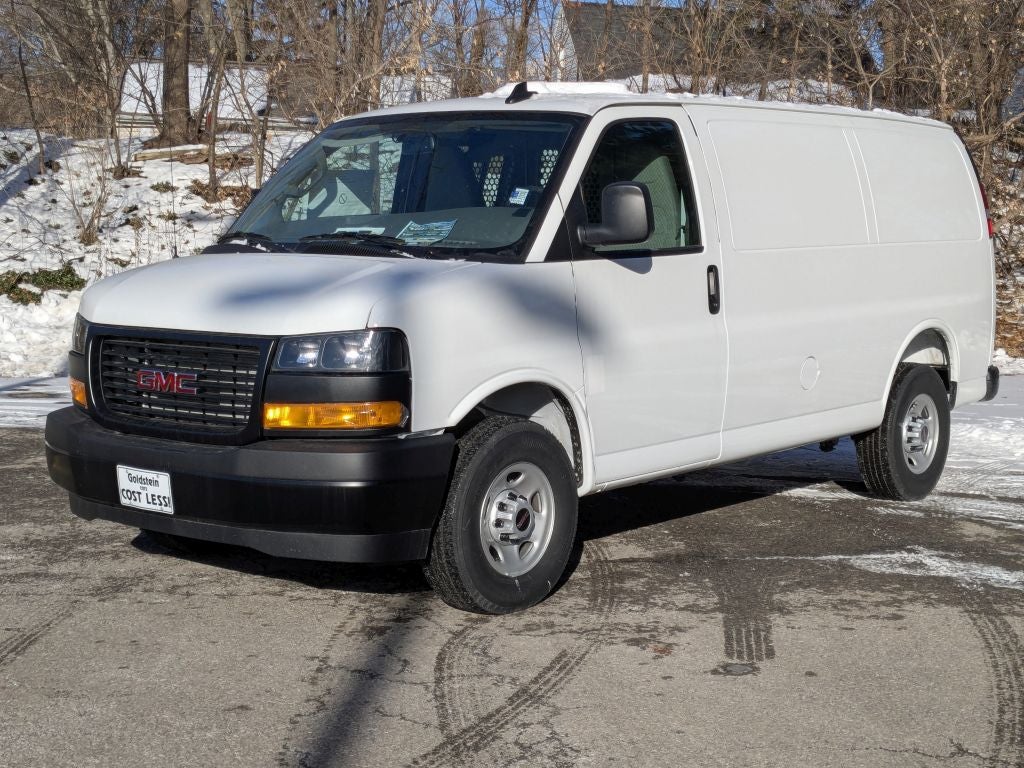 2025 GMC Savana 3500 Work Van