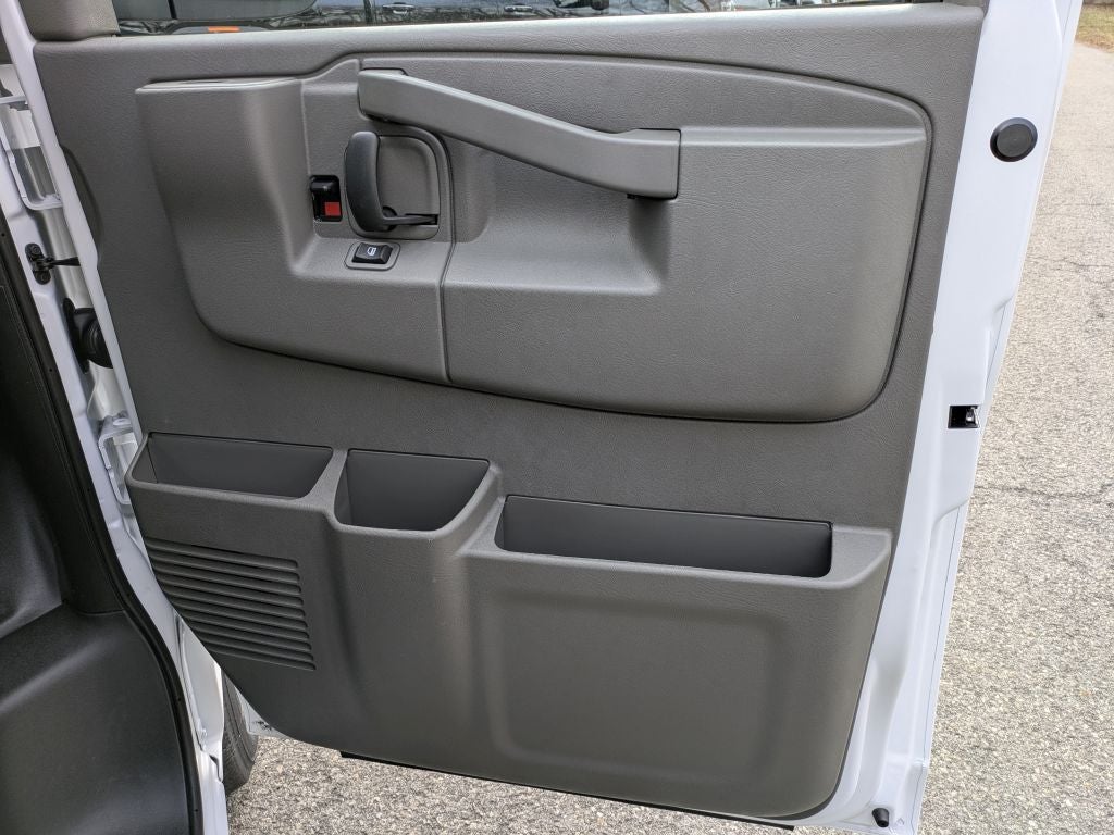 2026 GMC Savana 3500 Work Van