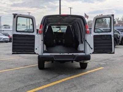 2026 GMC Savana 3500 Work Van